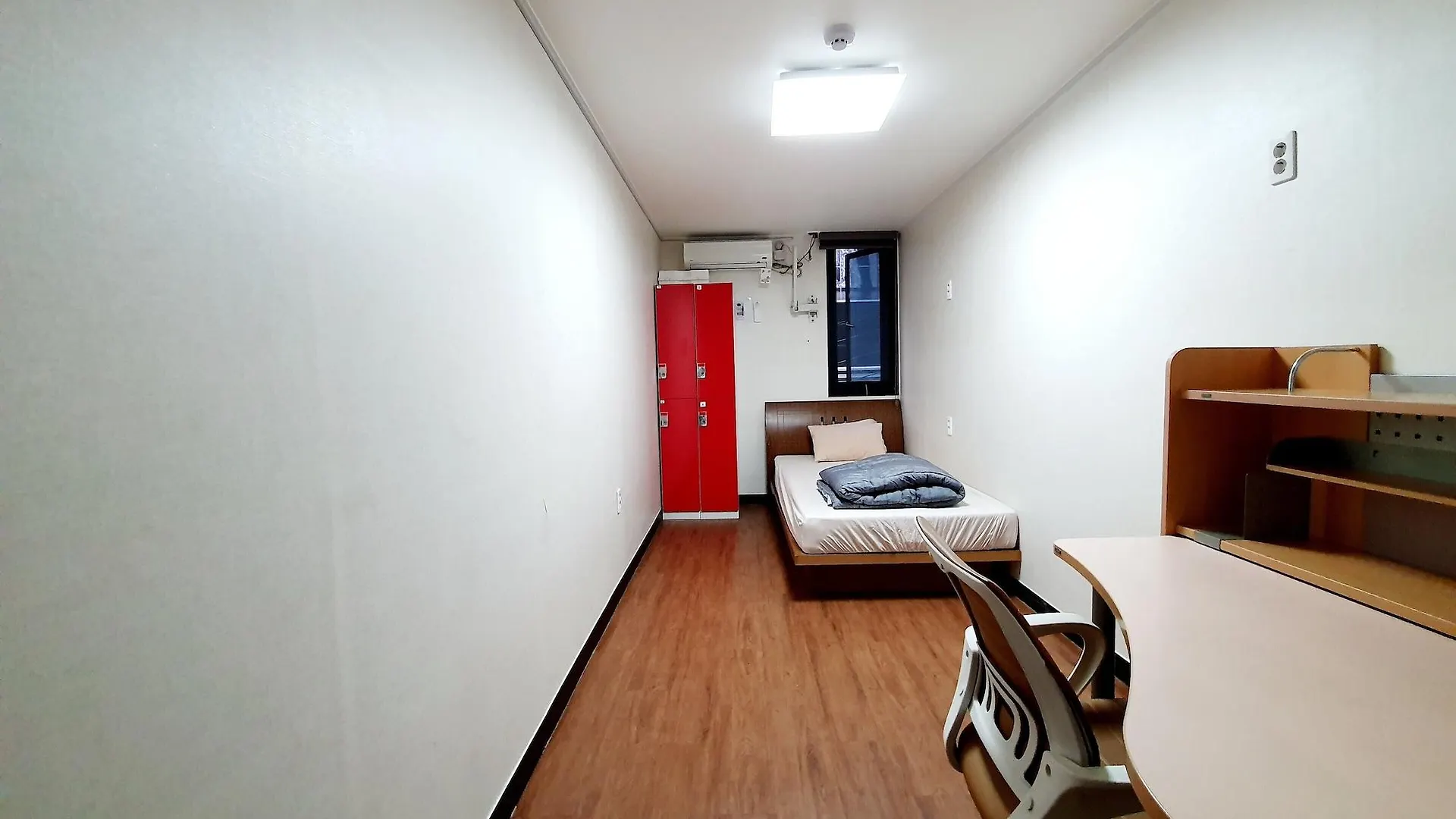 Отель Kimchee Busan Guesthouse Hostel