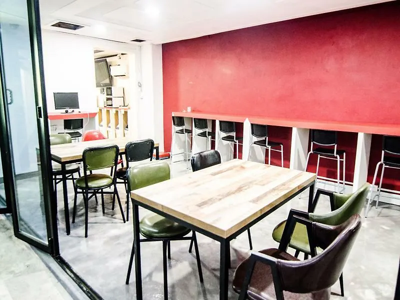 Kimchee Busan Guesthouse Hostel 2*,  Южная Корея