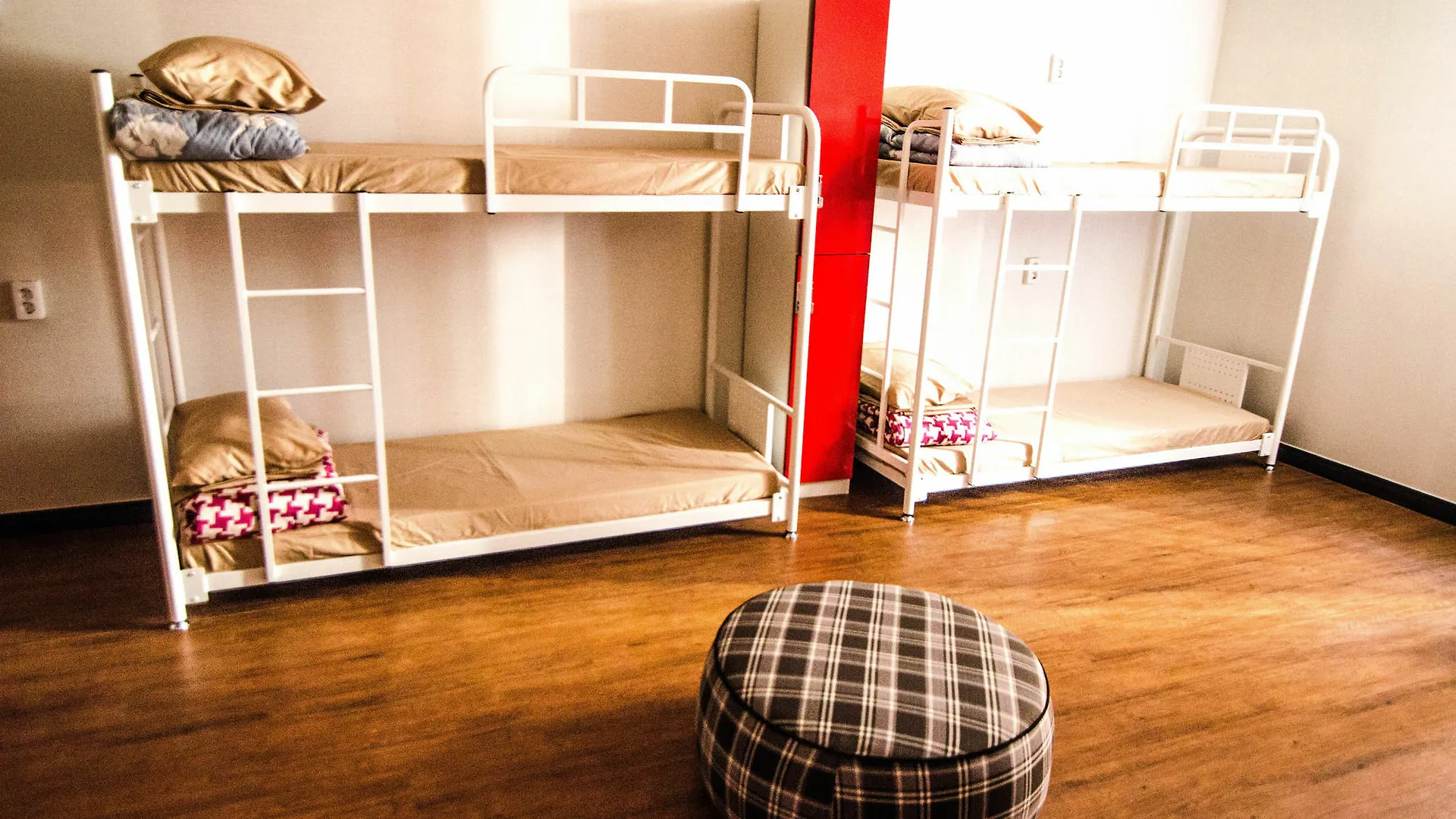 Kimchee Busan Guesthouse Hostel 2*,  Южная Корея